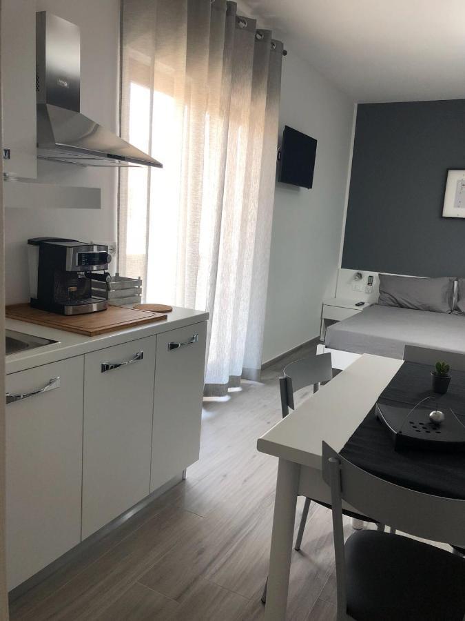B&B Luxury Apartments Пульсано Екстер'єр фото