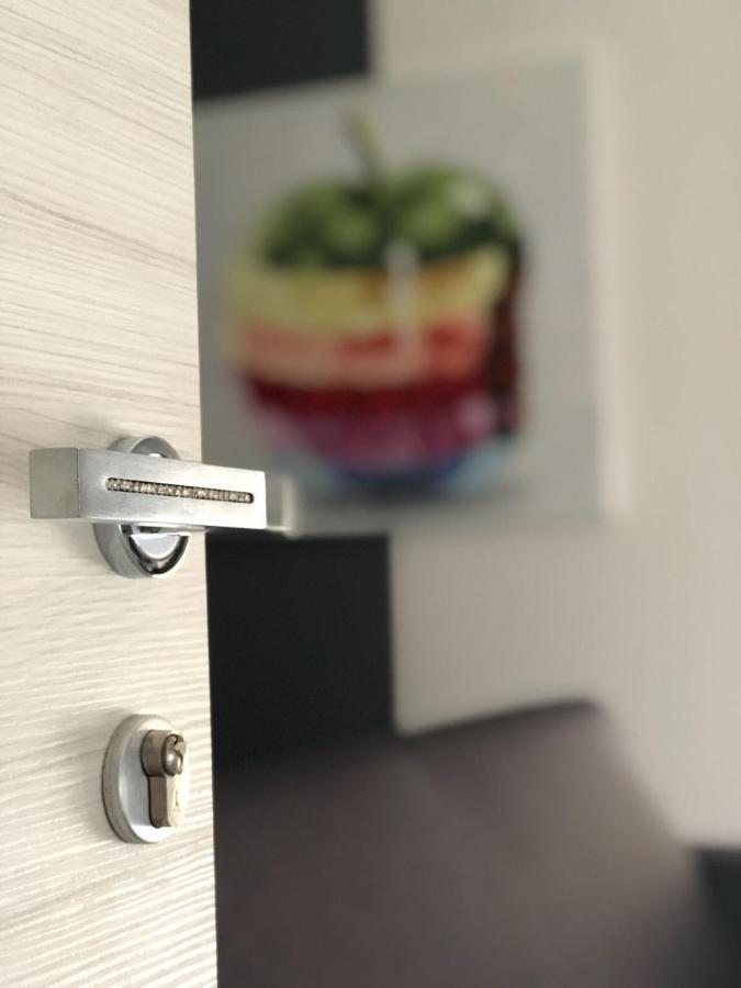 B&B Luxury Apartments Пульсано Екстер'єр фото
