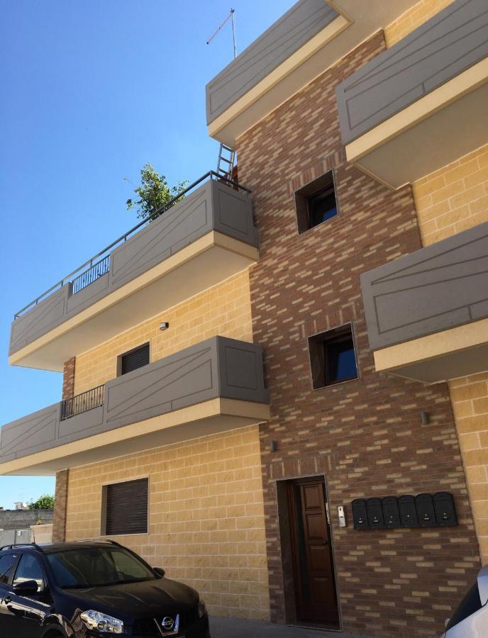 B&B Luxury Apartments Пульсано Екстер'єр фото
